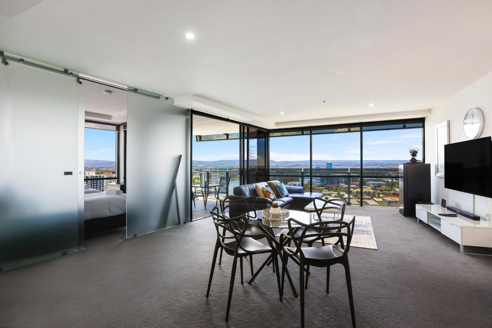 Circle On Cavill 2, 3, 4 & 5 Bedroom Skyhomes & Sub Penthouses By Gold Coast Holidays Ngoại thất bức ảnh
