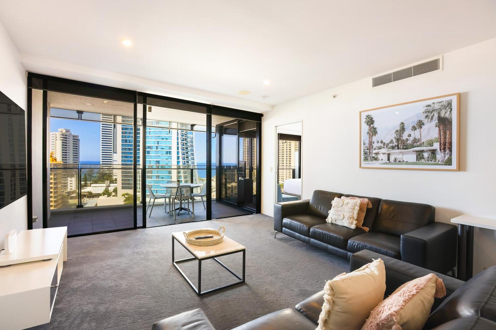 Circle On Cavill 2, 3, 4 & 5 Bedroom Skyhomes & Sub Penthouses By Gold Coast Holidays Ngoại thất bức ảnh